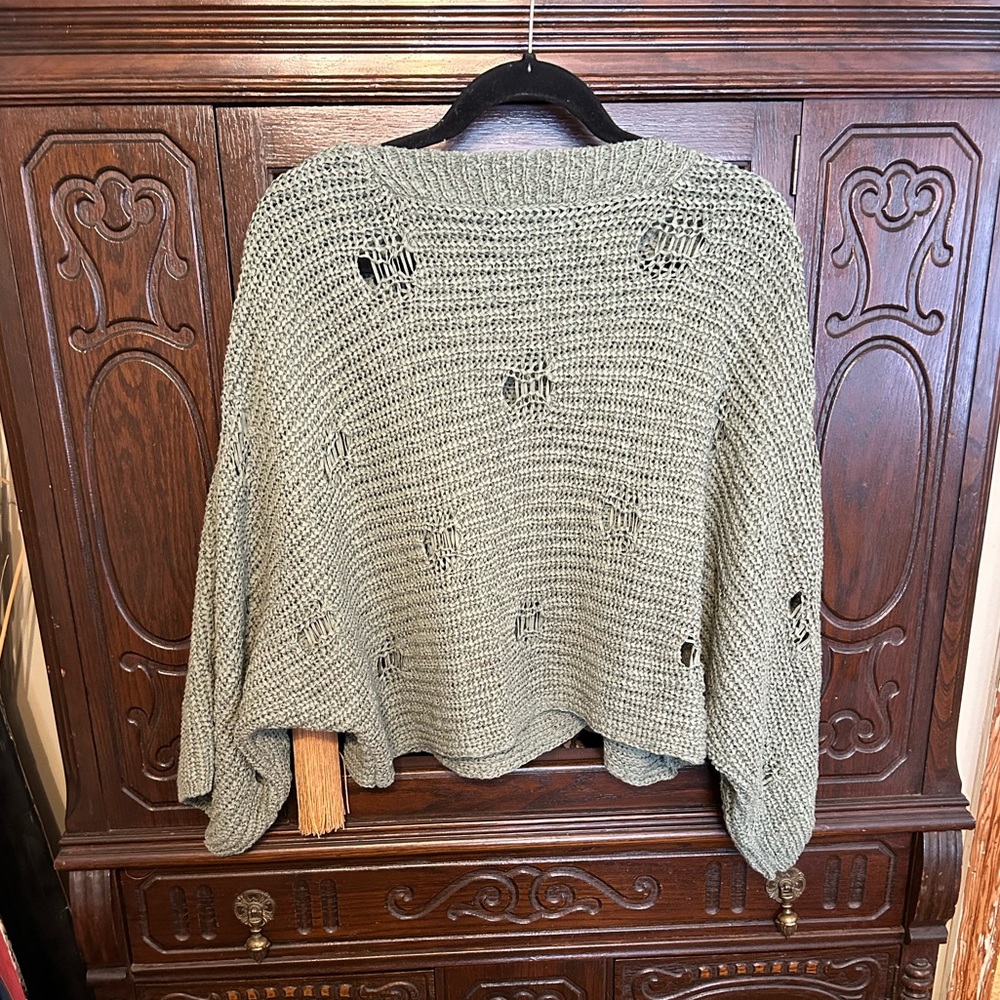 WynneLayers Distressed Sweater - Picture 2 of 3